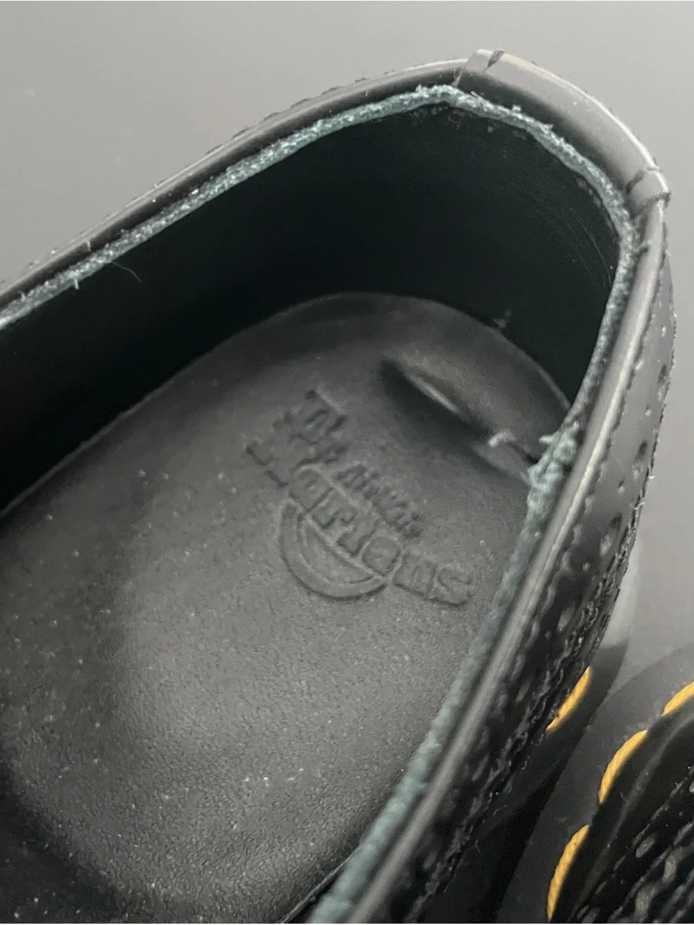 Dr. Martens Black Lace-Up 3989 Brogue
